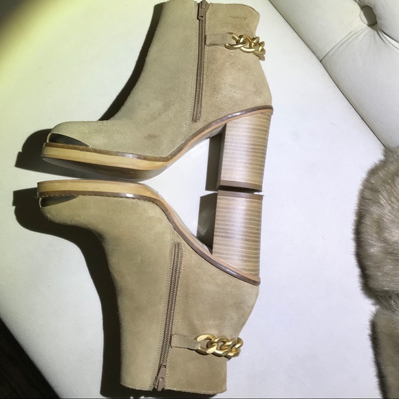TopShop Tan Suede Booties - Picture 6 of 8